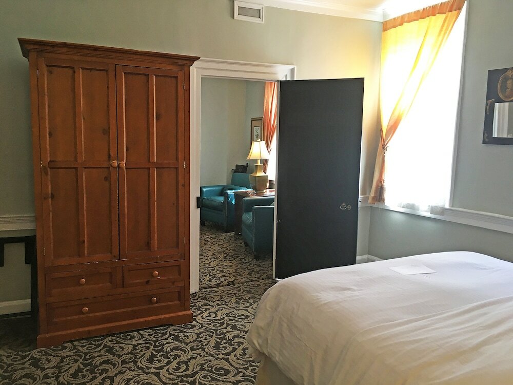 Фото Morris House Hotel