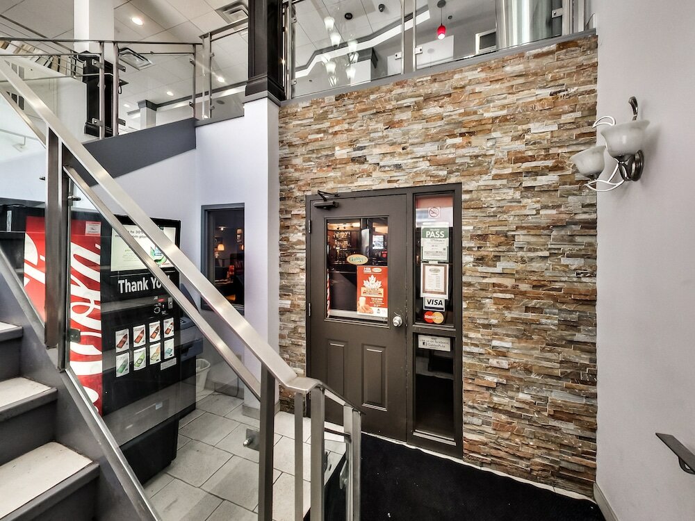 Фото Isabella Hotel and Suites