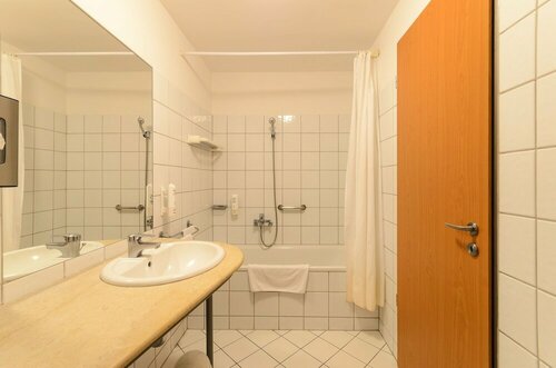 Гостиница Hunguest Hotel Aqua Sol в Хайдусобосло