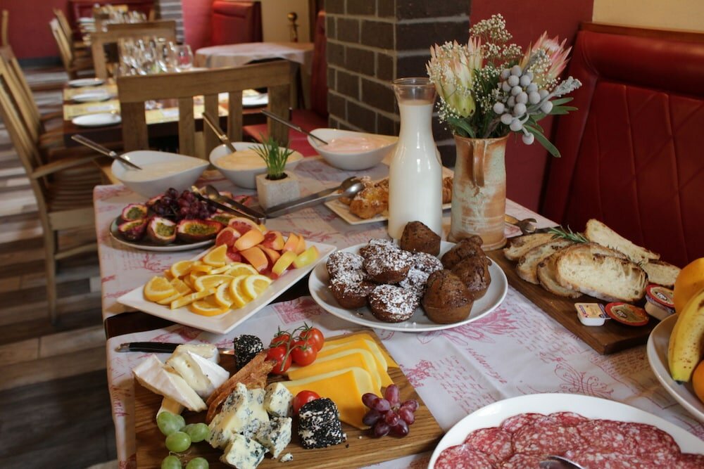 Фото The Stellenbosch Hotel