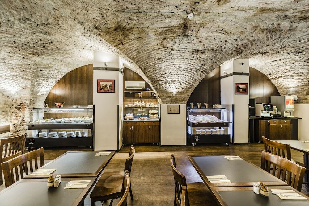 Фото Archibald At the Charles Bridge