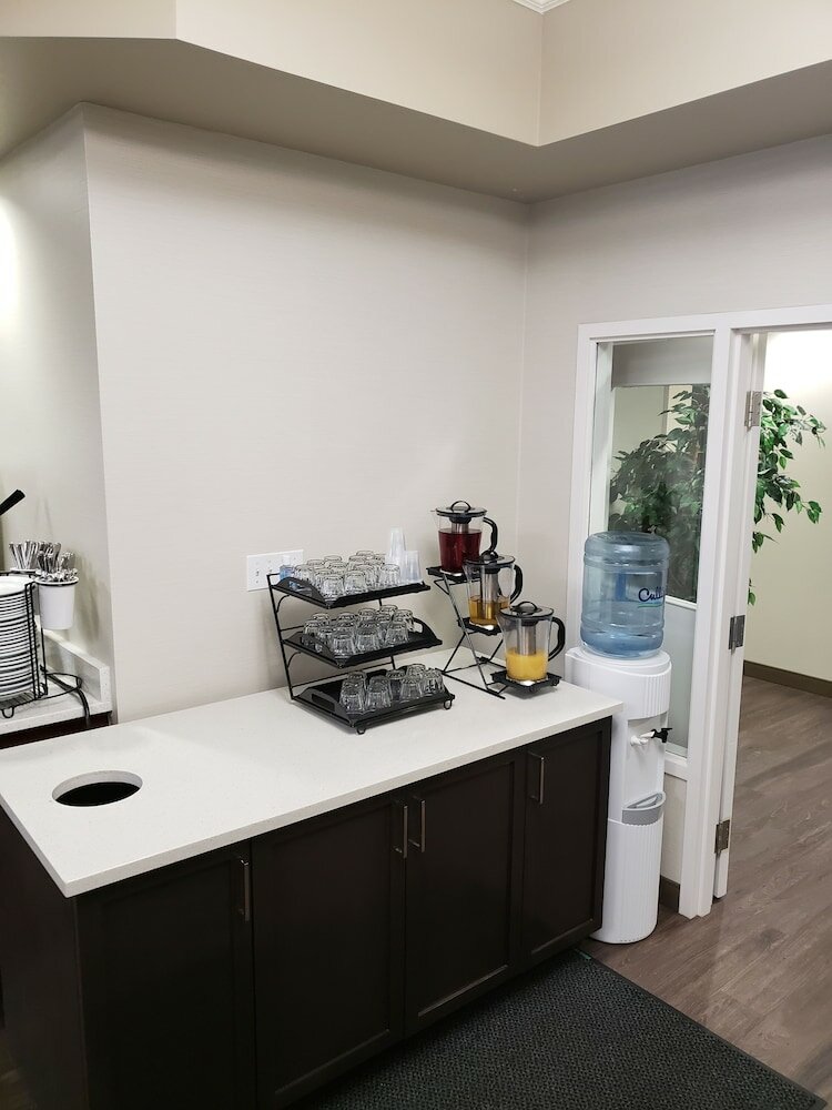 Фото Comfort Inn & Suites