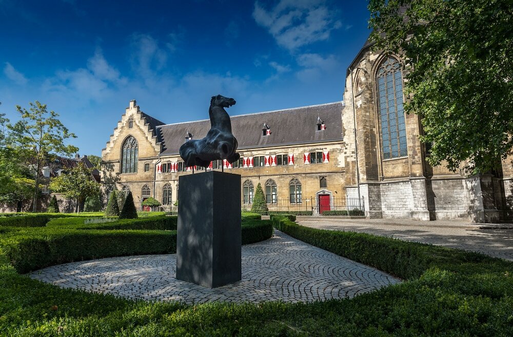 Фото Kruisherenhotel Maastricht