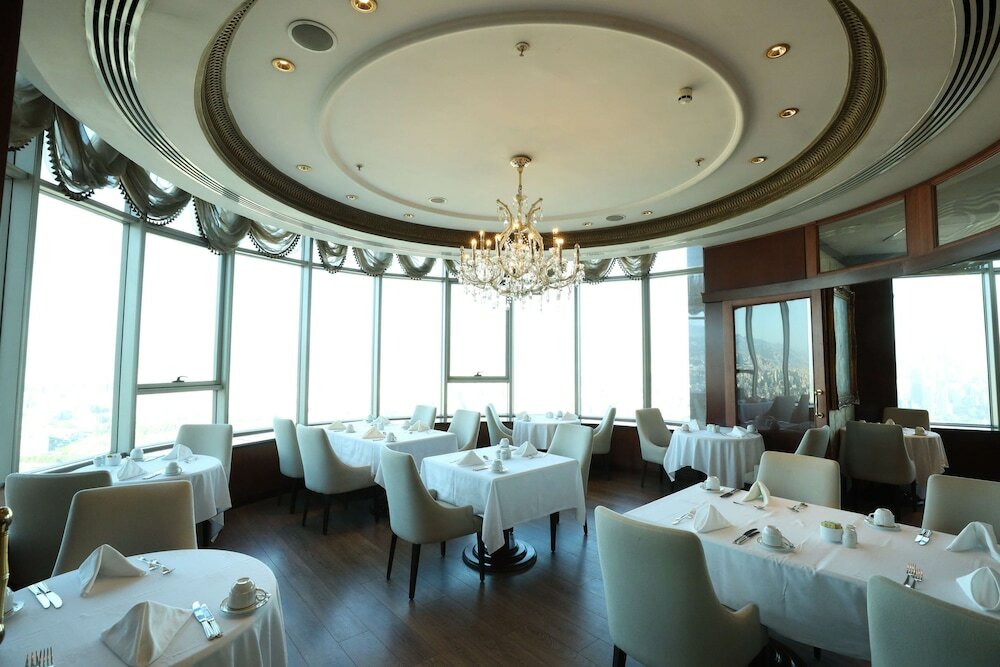 Фото Hilton Beirut Habtoor Grand