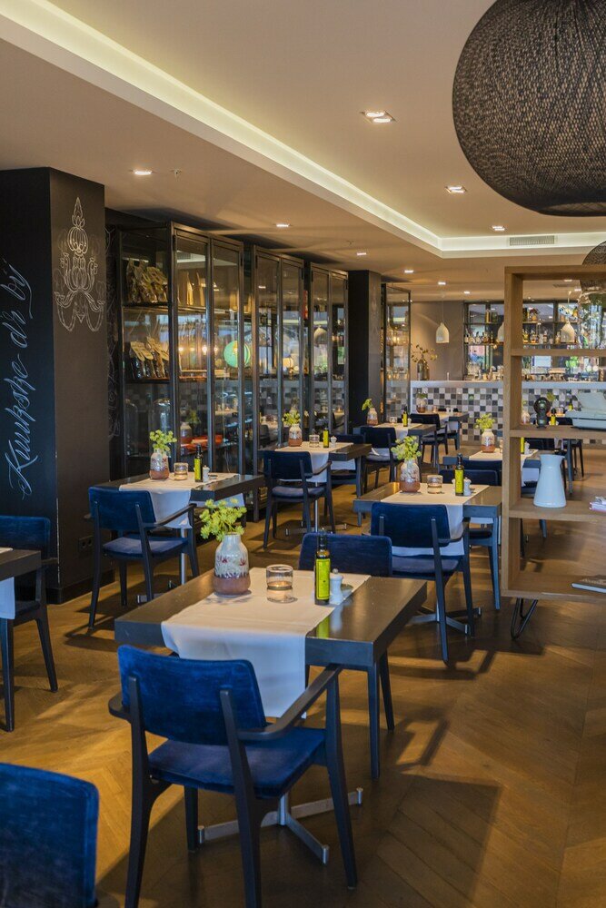 Фото Van der Valk Hotel Eindhoven