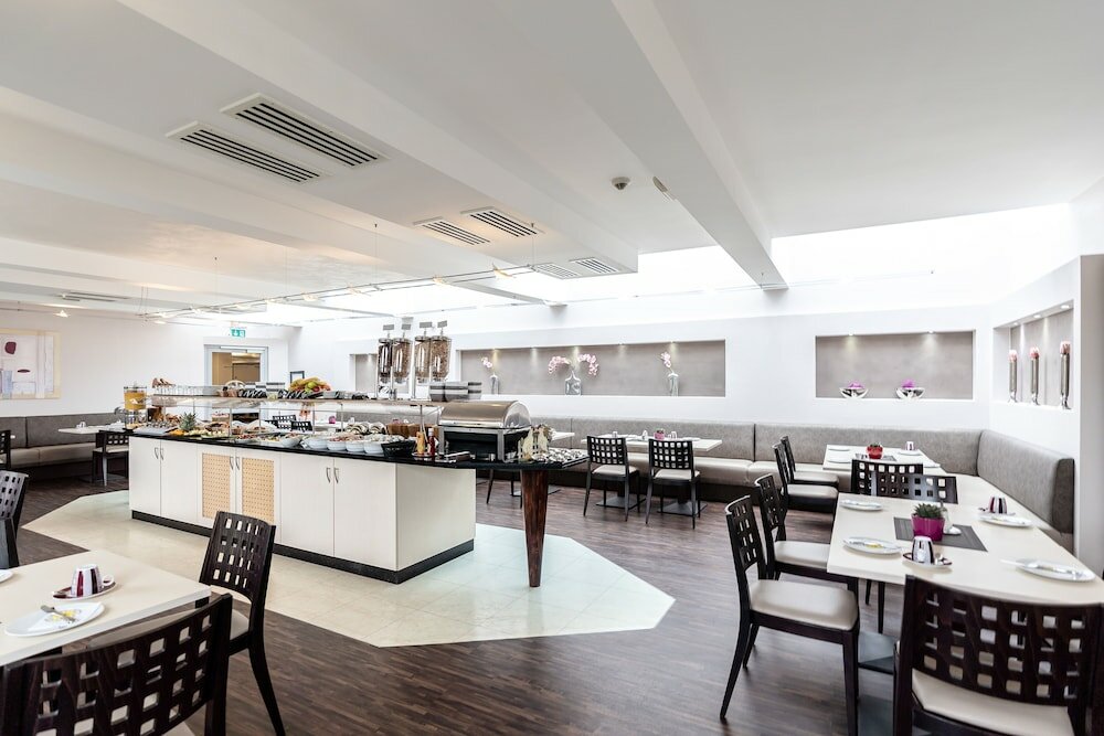 Фото Hotel Demas Unterhaching