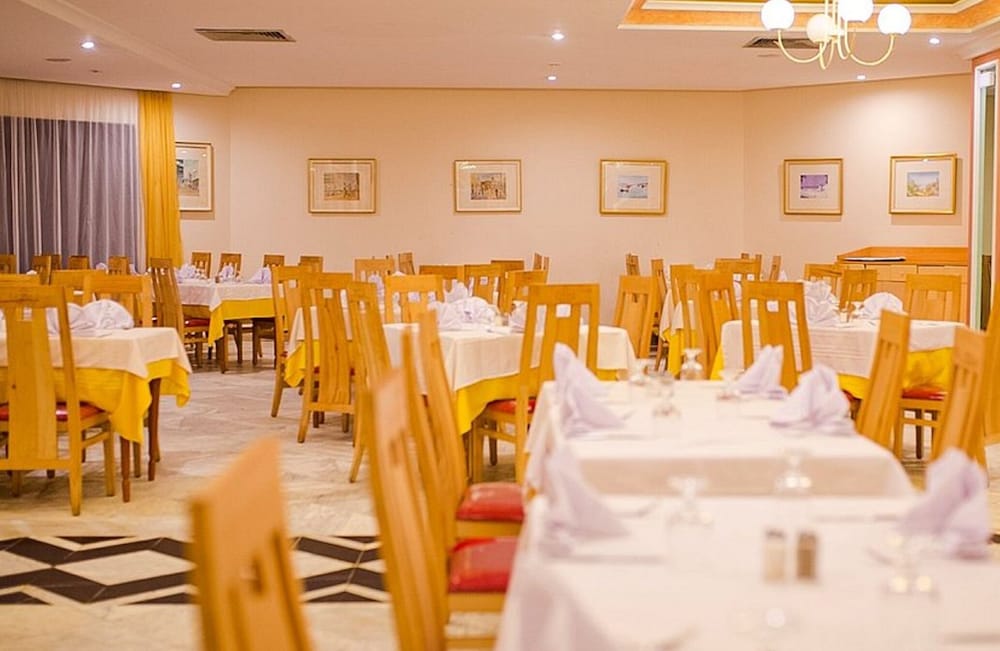 Фото L'Orient Palace Resort and SPA