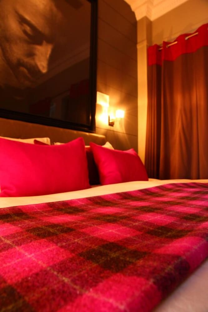 Фото Angel's Share Hotel