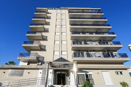 Гостиница Hotel Isabel в Торремолиносе
