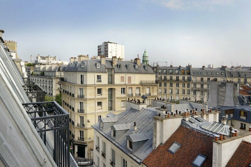 Гостиница Le Mareuil в Париже