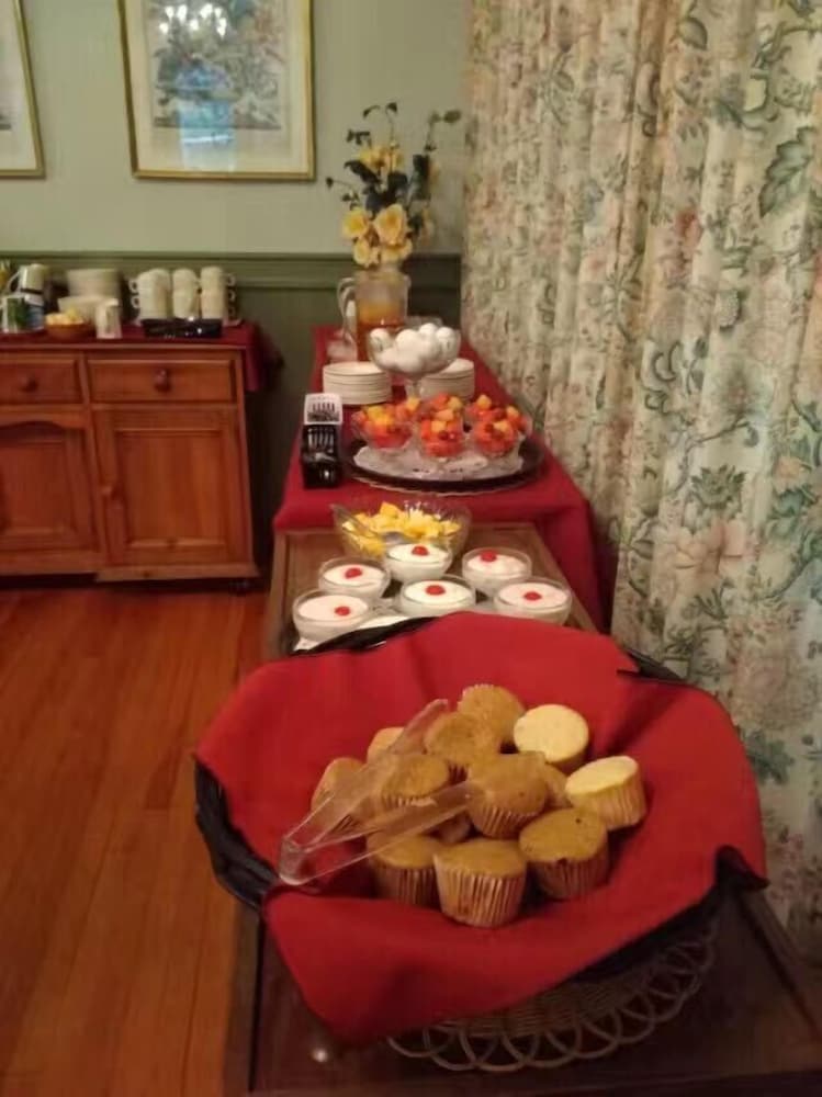 Фото Braeside Country Inn