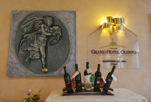 Внешний вид отеля Grand Hotel Olimpo в Альберобелло, фото 5