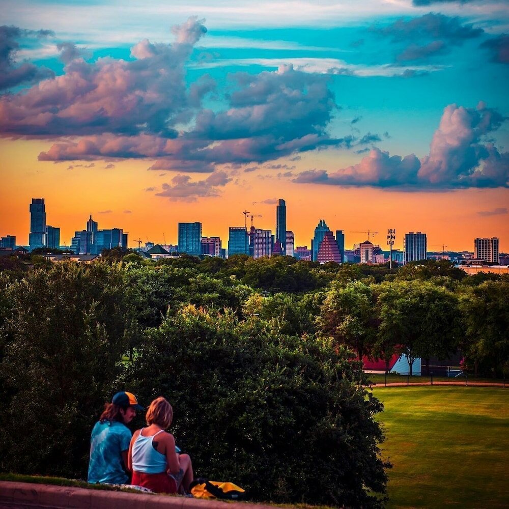 Фото Tru by Hilton Austin Airport, Tx