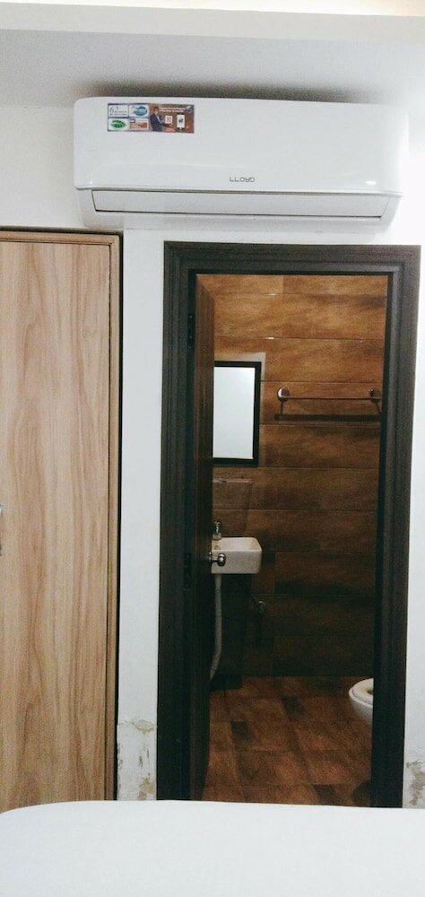 Фото Hotel Aerocity Golden