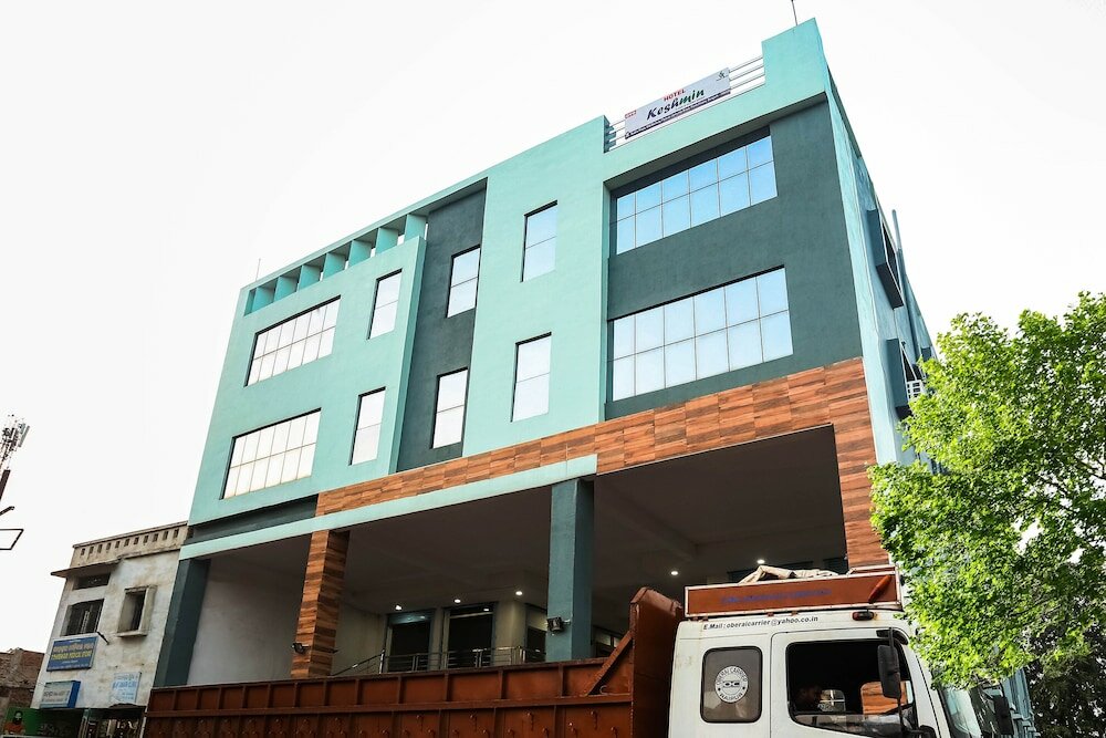 Фото отеля 1