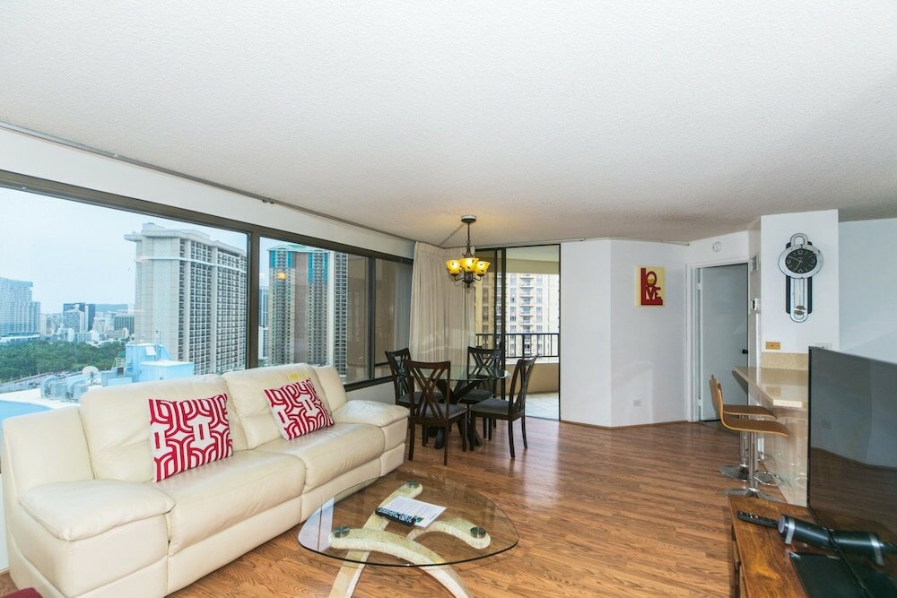 Фото Discovery Bay One Bedroom Condos with Kitchen & Free Wifi!