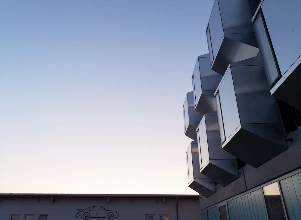 Фото Elferrooms Hotel