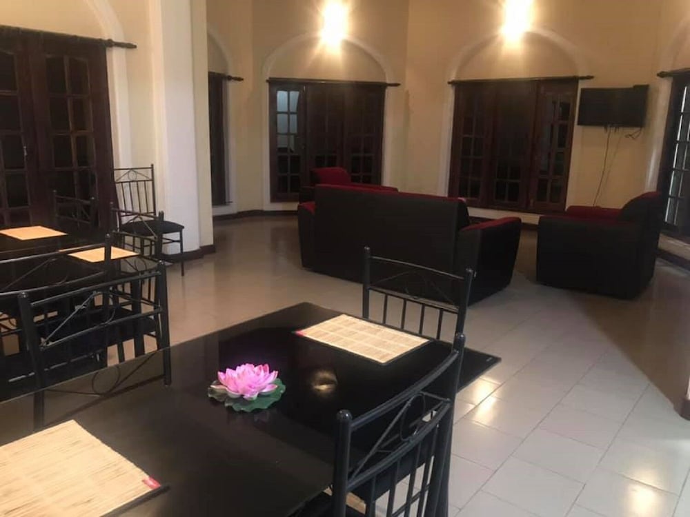 Фото Travel Hub Kandy