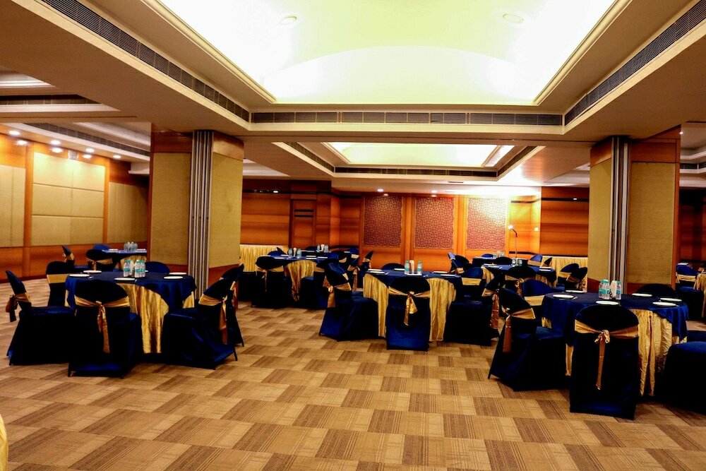 Фото Comfort Inn Lucknow