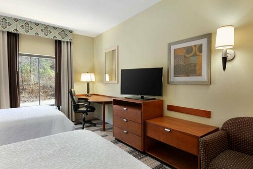 Гостиница Hampton Inn & Suites Birmingham Airport Area