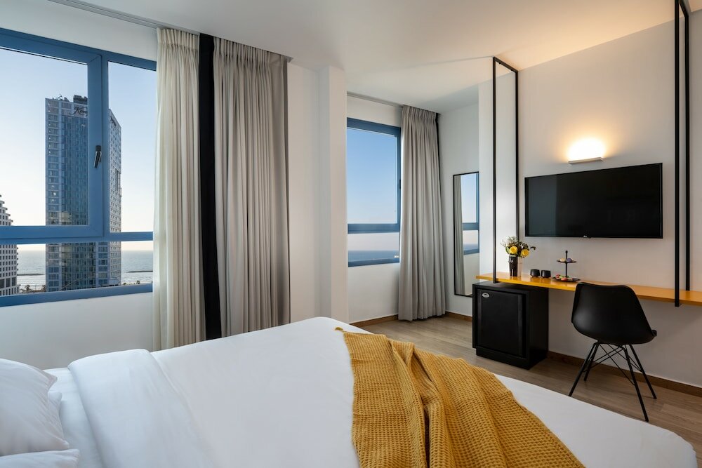 Фото By 14 Tlv Hotel