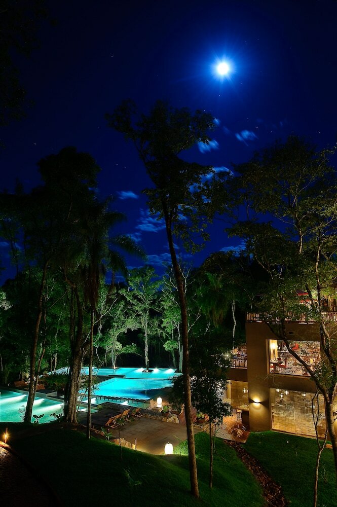 Фото Loi Suites Iguazú Hotel