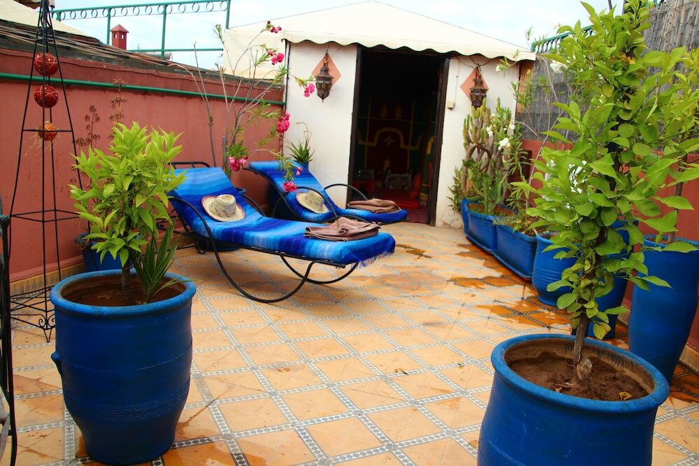 Фото Riad Bibtia