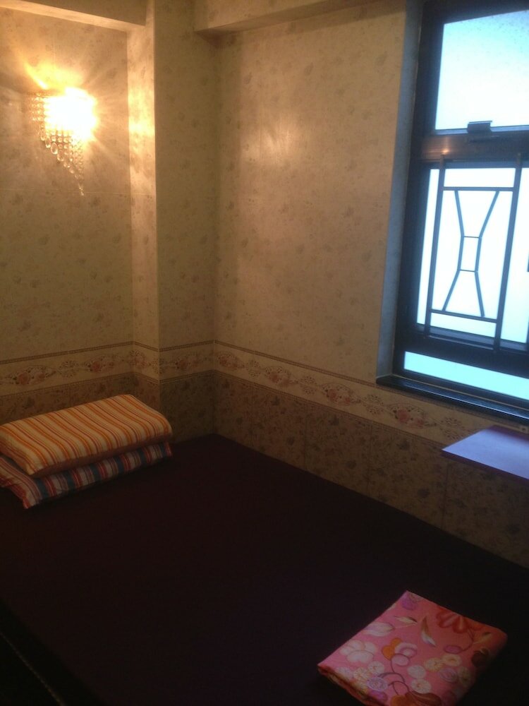 Фото Kowloon Youth Village Tsim Sha Tsui