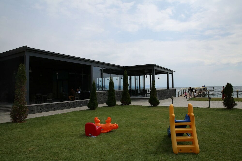 Фото Best Western Bohemian Resort