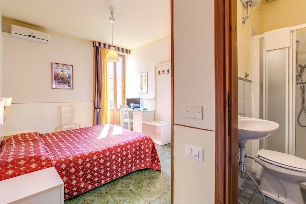 Фото Hotel Marine