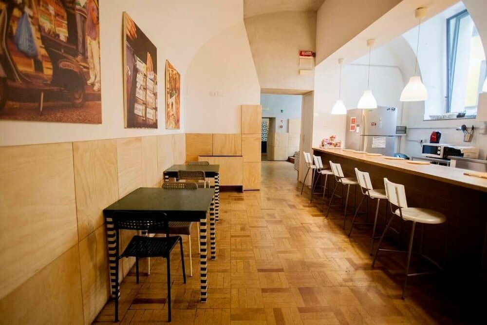 Фото La Controra Hostel