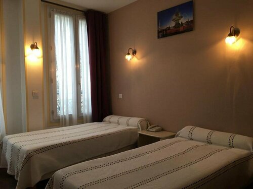 Гостиница Hotel Paris Gambetta в Париже