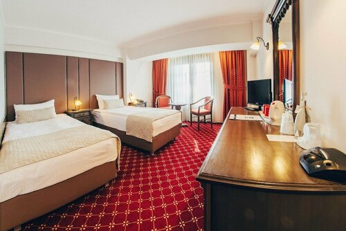 Гостиница Best Western Bucovina-club De Munte в Гура-Гуморулуе