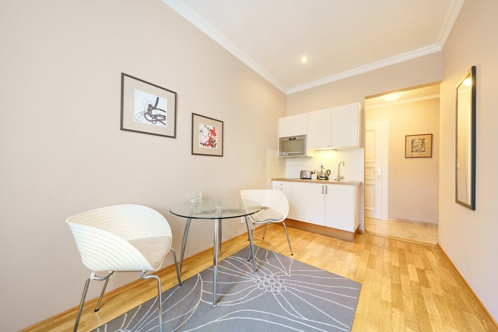 Фото Hunger Wall Residence