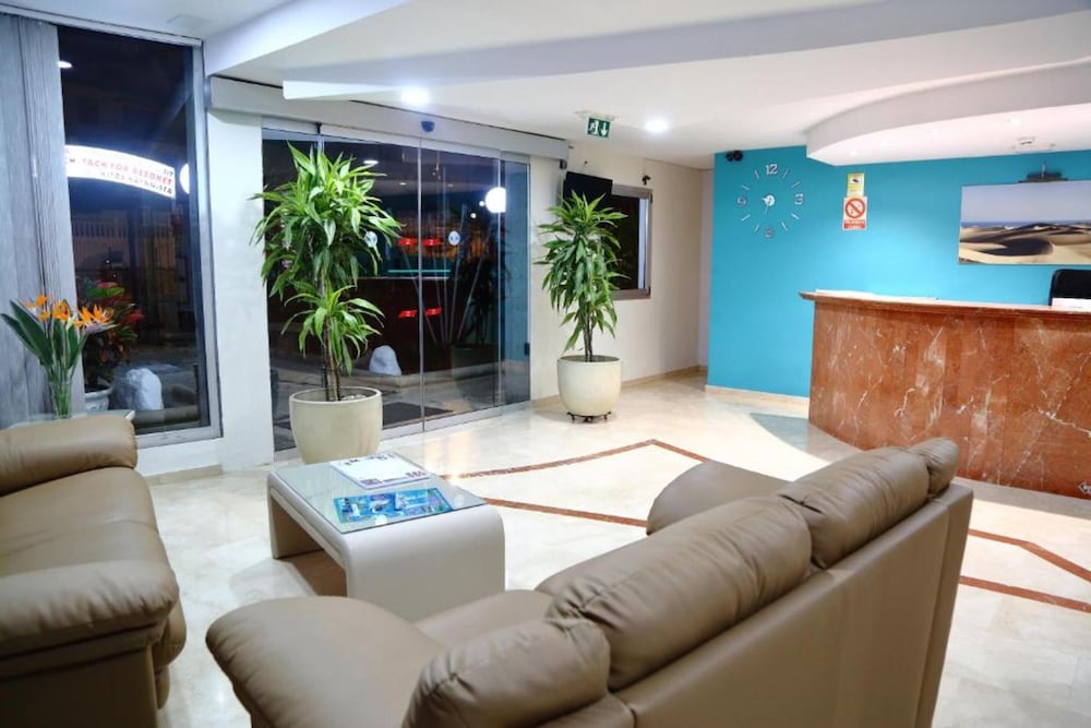 Фото Apartamentos Las Góndolas