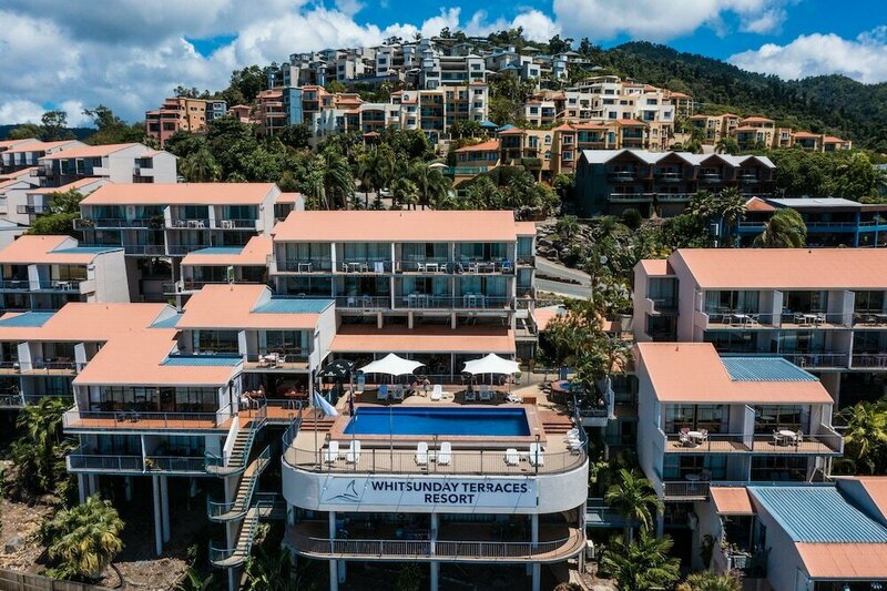 Гостиница Whitsunday Terraces Hotel Airlie Beach