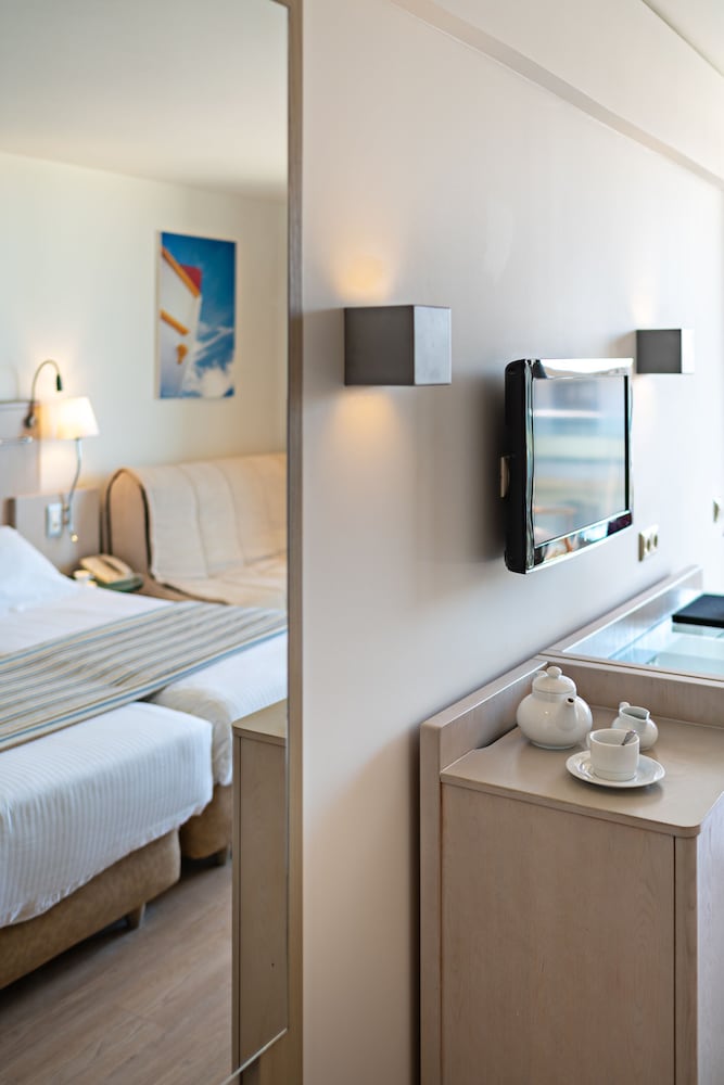 Фото Kriti Beach Hotel