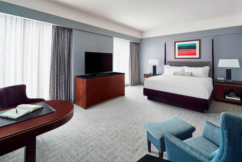 Гостиница The Ritz-Carlton, Charlotte в Шарлотте