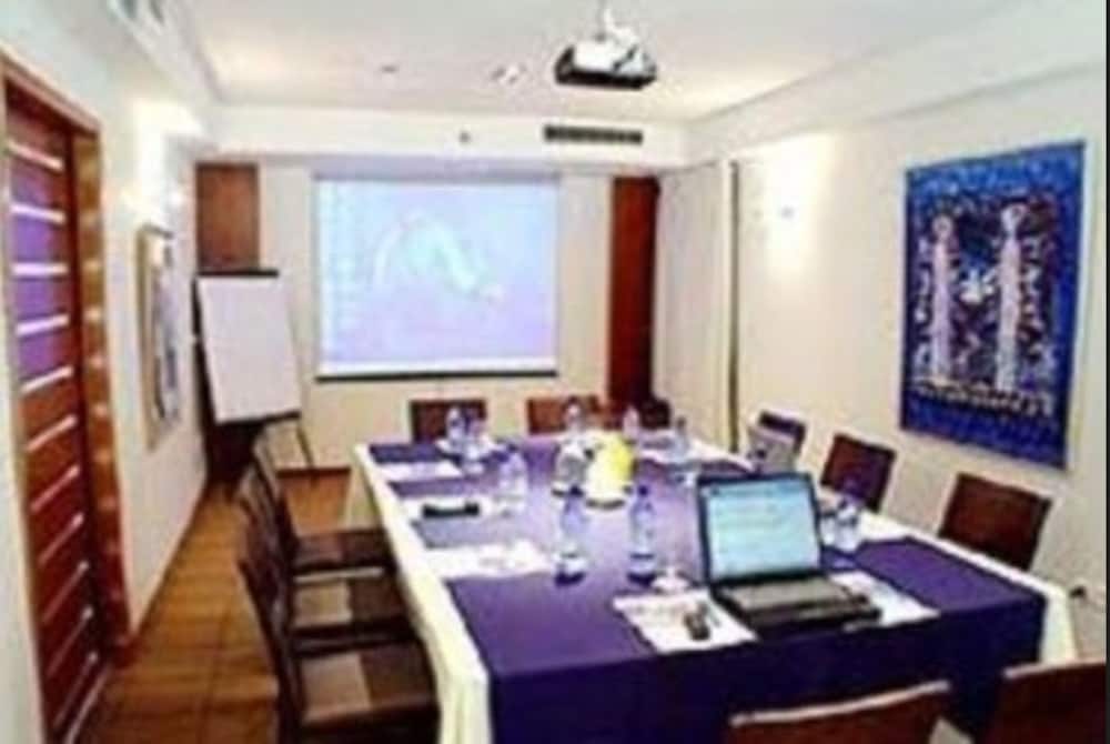 Фото SeaNet Hotel