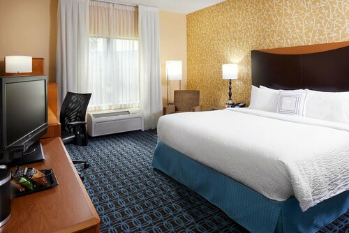 Гостиница Fairfield Inn & Suites by Marriott Cumberland