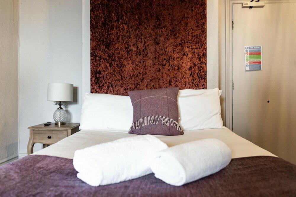 Фото The Royal Hotel Crewe