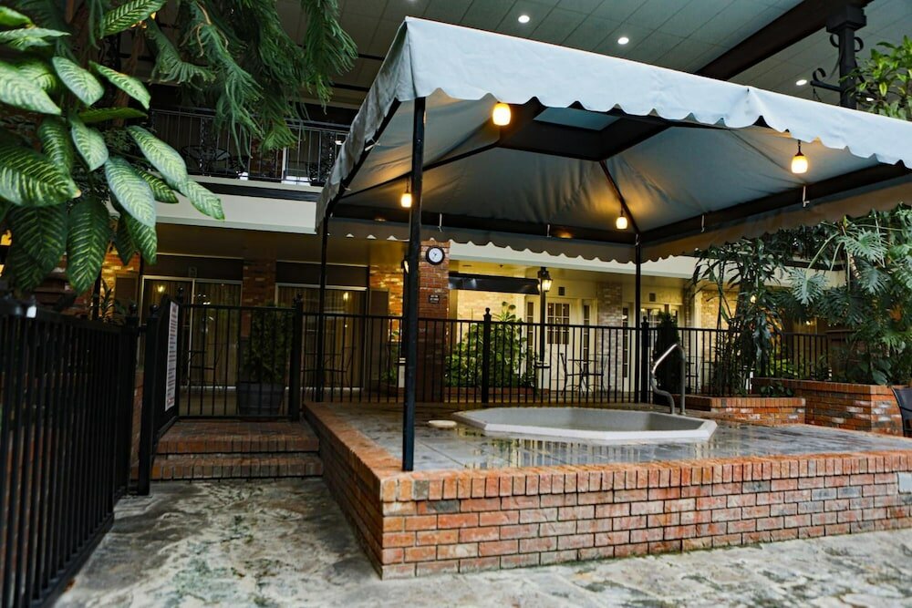 Фото Heritage Inn