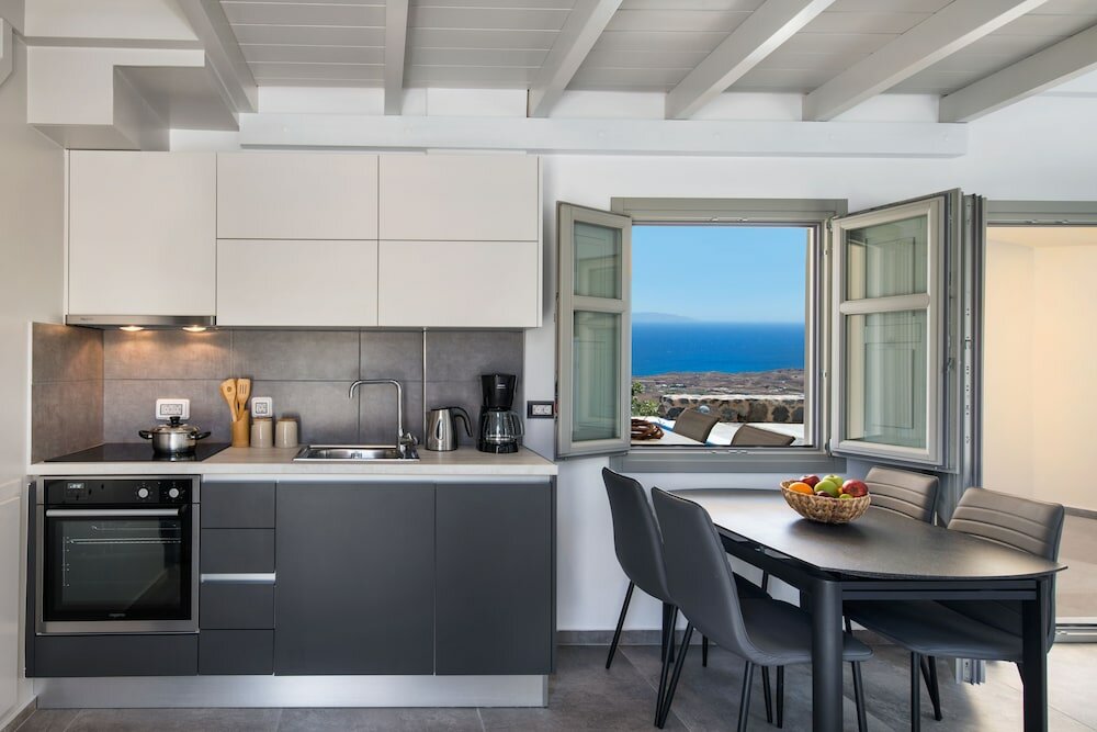 Фото Theano Cave Suites & Villas