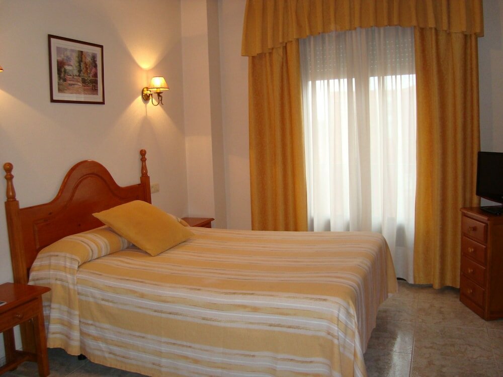 Фото Hostal Universal