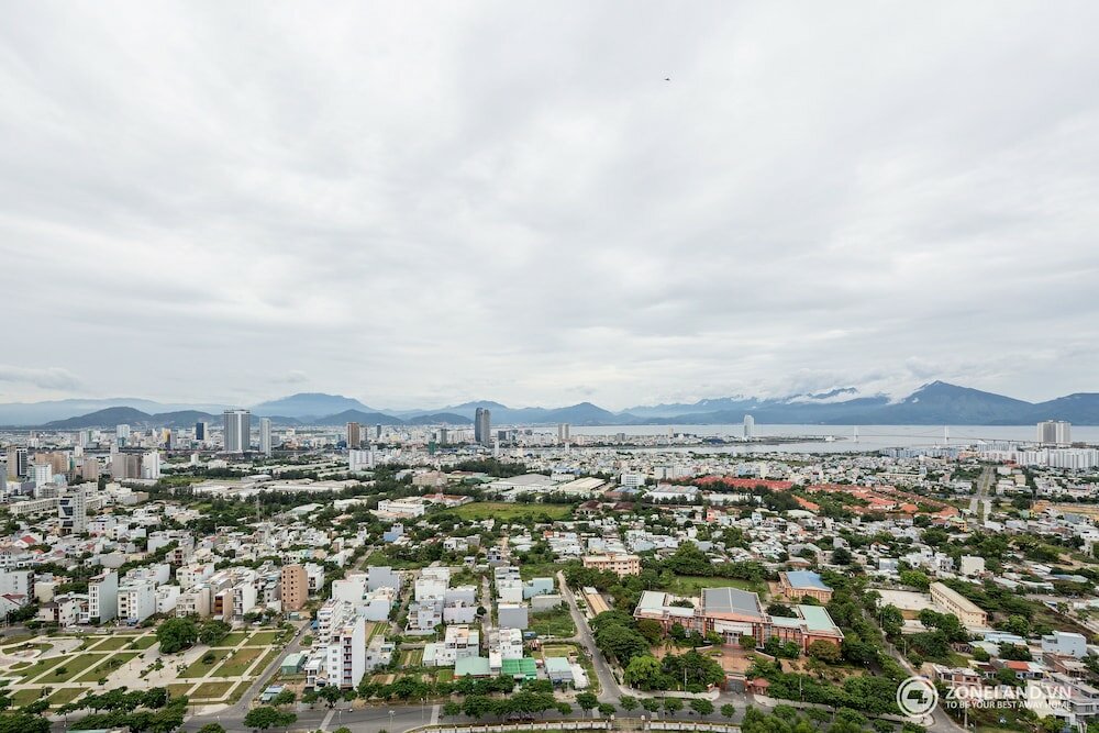 Фото Zoneland Premium Luxury Apartments