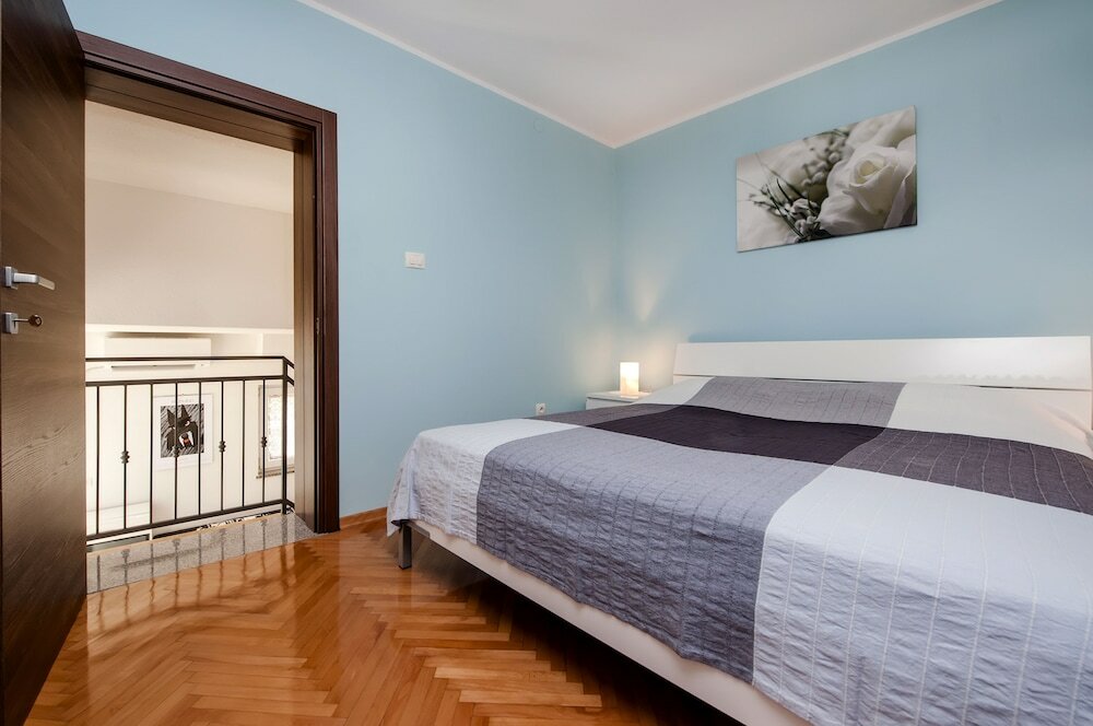 Фото Apartment and Studio Tereza