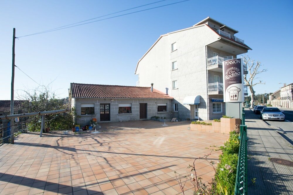 Фото Pensión Casa Rodiño