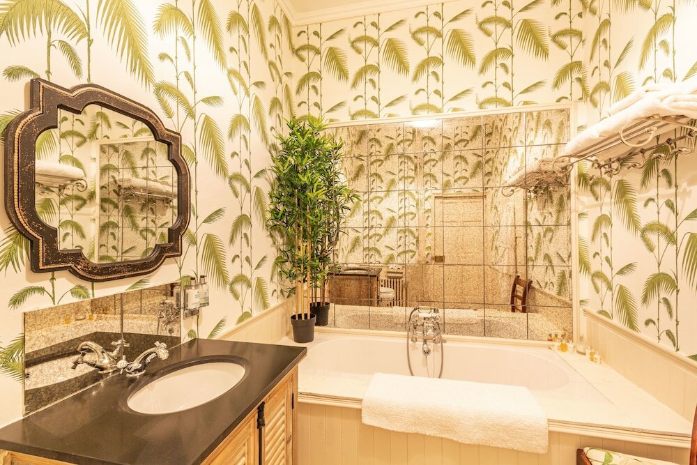 Фото Wardhill Castle