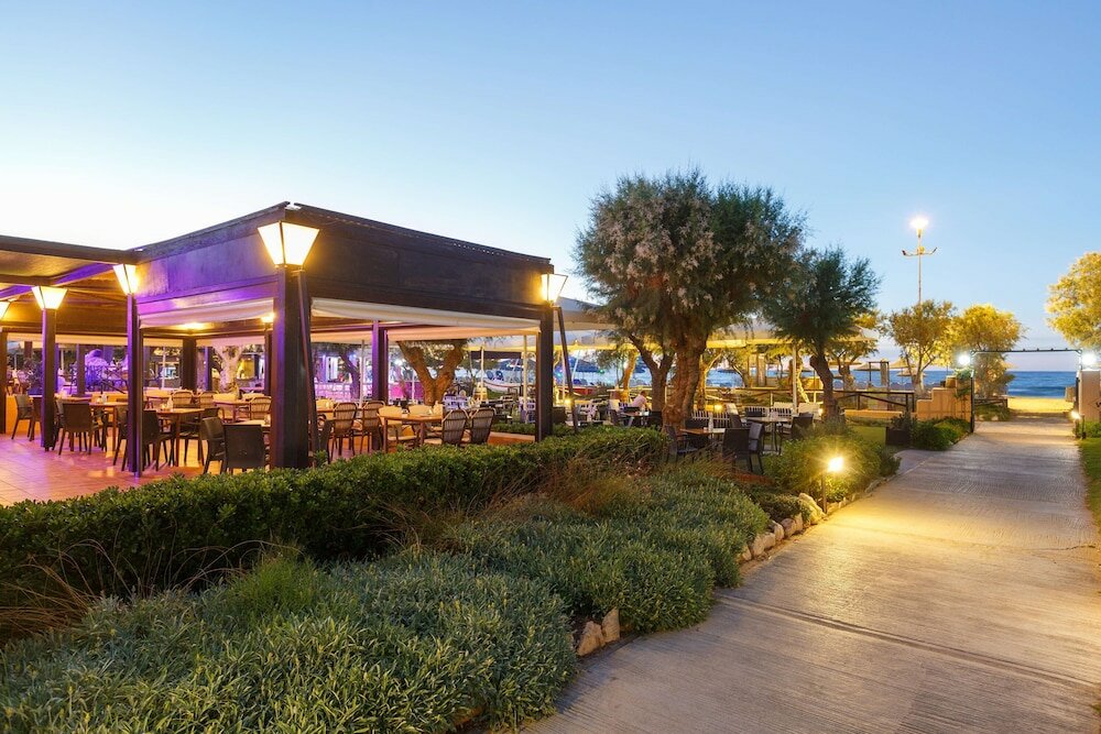 Фото Курорт Anissa Beach & Village