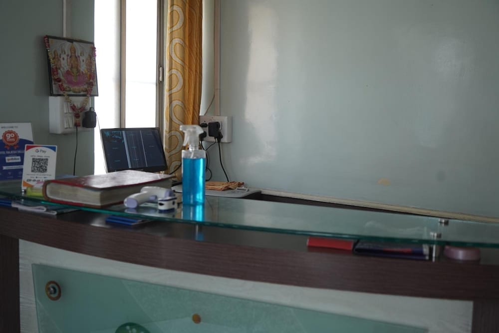 Фото Hotel Aashish Deluxe Kolhapur